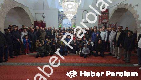 Kütahya’da Gençler Maneviyatla Dolu Bir Sabaha Uyandı