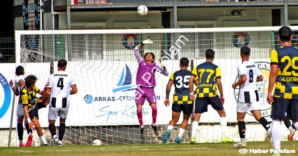 "Çeşme Derbisinde Nefesler Tutuldu: Sahadan Gol Çıkmadı" başlıklı haber için fotorealistik, profesyo