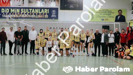Didim’de Voleybol Şöleni: Mavi-Beyazlılar Derbiyi Kazandı