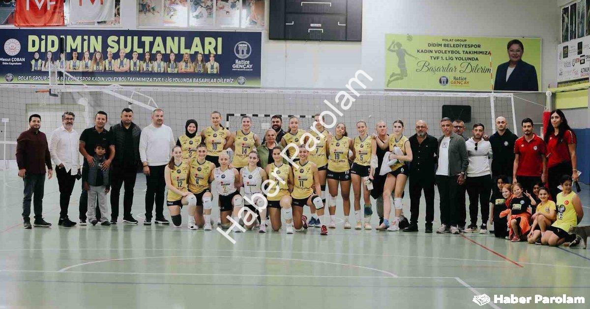 "Didim'de Voleybol Şöleni: Mavi-Beyazlılar Derbiyi Kazandı" başlıklı haber için fotorealistik, profe