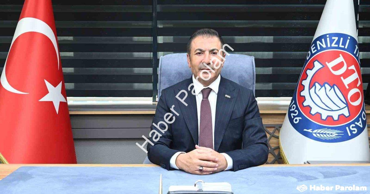 "DTO Başkanı Erdoğan: Toplumun Temelinde Öğretmenler Var" başlıklı haber için fotorealistik, profesy