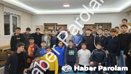 Emirdağ’da Gençler Maneviyat ve Eğlenceyle Buluştu