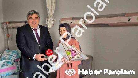 Hastanede Öğretmenler Günü’nü Geçiren Emine Öğretmene Duygusal Ziyaret