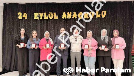 Muhtardan Öğretmenler Günü’ne Anlamlı Plaketli Ziyaret