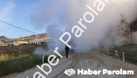 Aydın Germencik’te Jeotermal Boru Hattı Patladı: Yol Trafiğe Kapatıldı