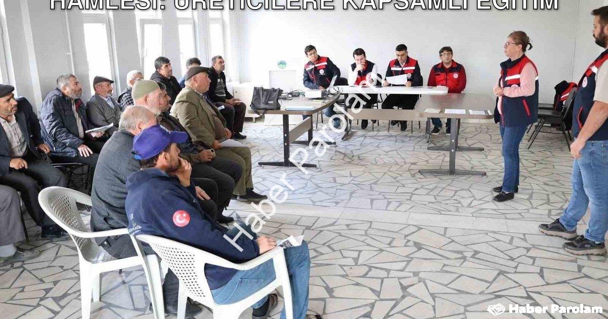 "Afyonkarahisar'da Tarımsal Kalkınma Hamlesi: Üreticilere Kapsamlı Eğitim" başlıklı haber için fotor