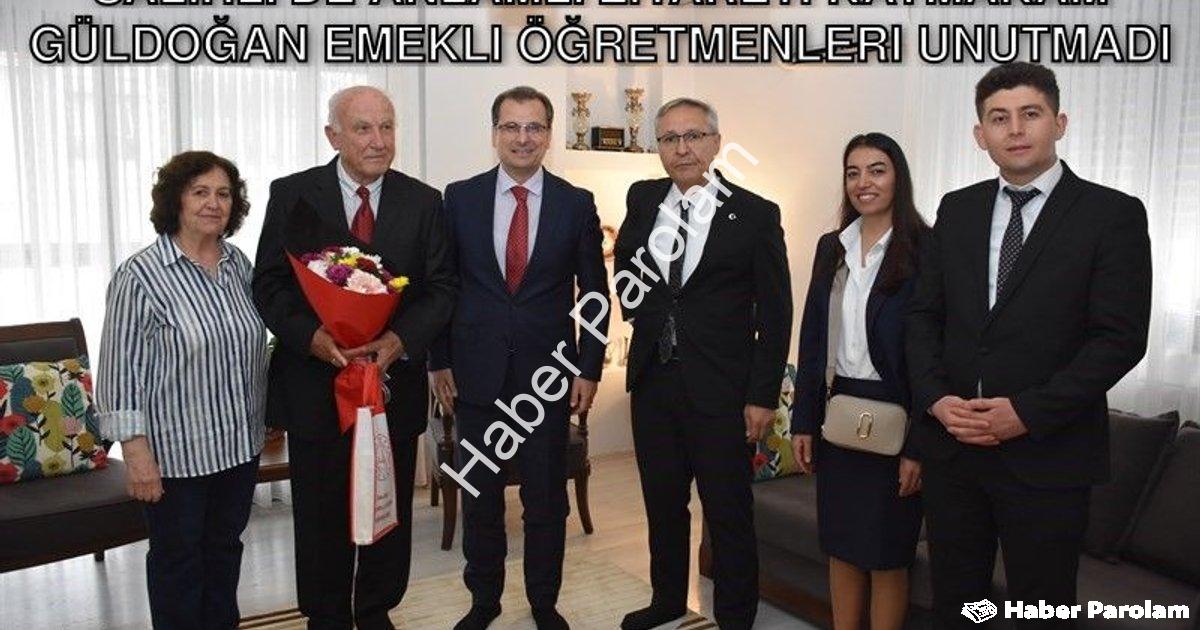 "Salihli'de Anlamlı Ziyaret: Kaymakam Güldoğan Emekli Öğretmenleri Unutmadı" başlıklı haber için fot