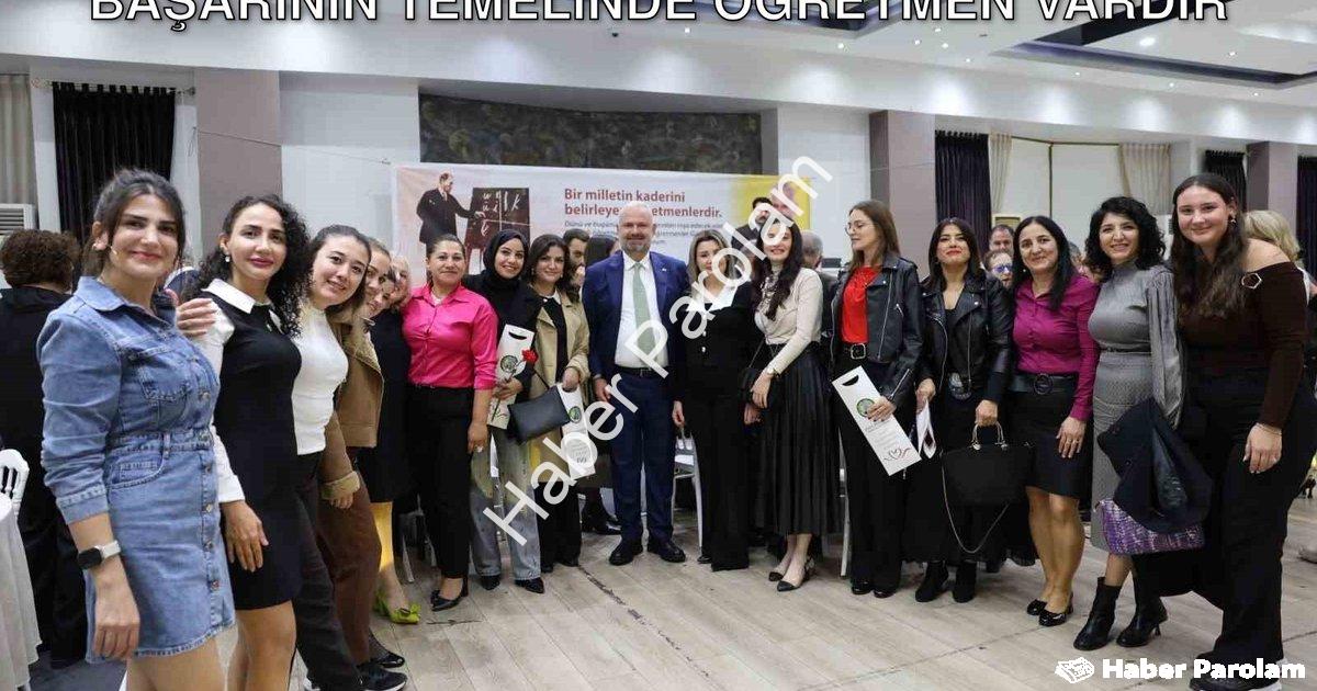 "Menemen Belediye Başkanı Pehlivan: Başarının Temelinde Öğretmen Vardır" başlıklı haber için fotorea