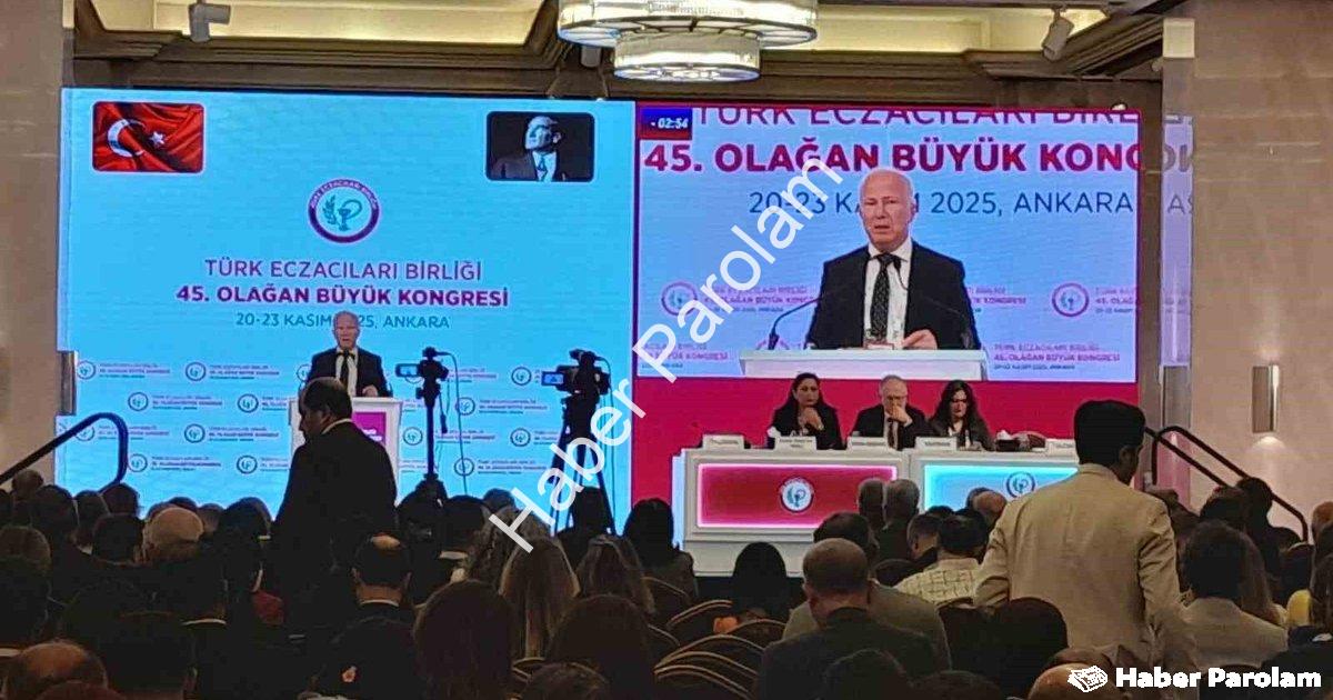 "Eczacılardan Kritik Çağrı: Sektörün Geleceği İçin Somut Adımlar Şart" başlıklı haber için fotoreali