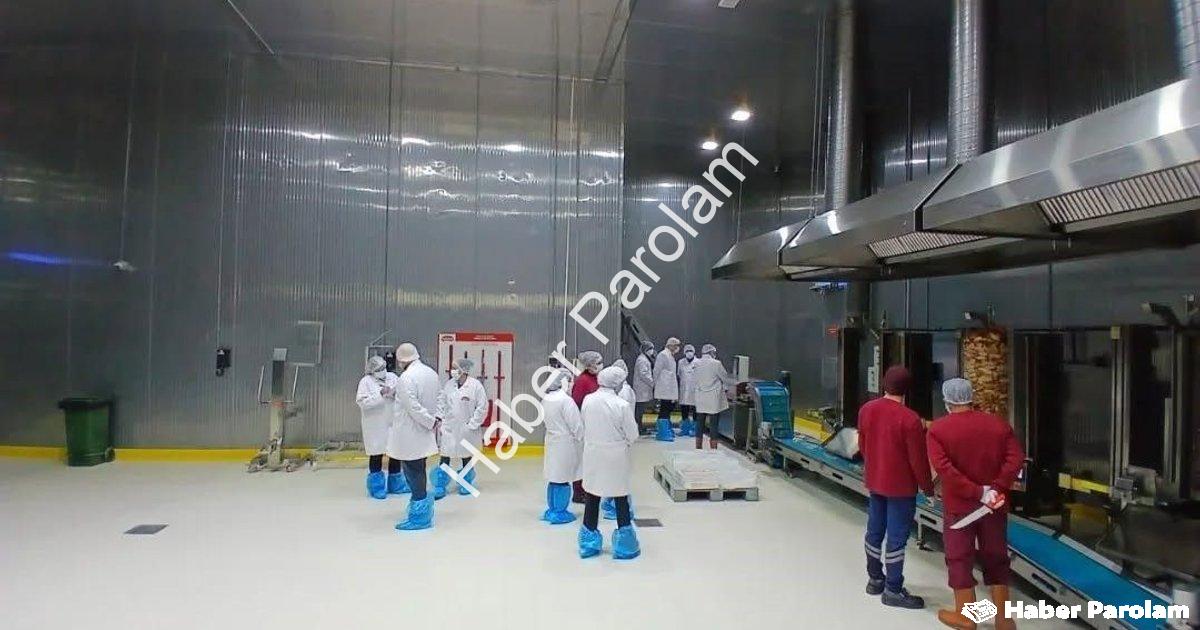 "Aydın Buharkent'te Küba Heyeti ile Kritik Döner Tesisi İncelemesi" başlıklı haber için fotorealisti