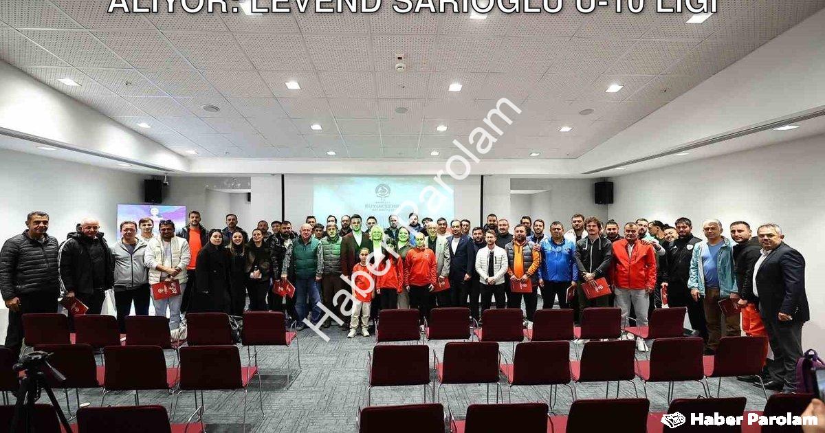 "Denizli'de Geleceğin Yıldızları Sahne Alıyor: Levend Sarıoğlu U-10 Ligi" başlıklı haber için fotore