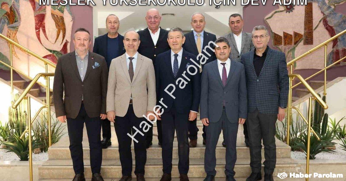 "Denizli OSB'ye Üniversite Dokunuşu: Meslek Yüksekokulu İçin Dev Adım" başlıklı haber için fotoreali